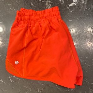 Lululemon Hotty Hot Short